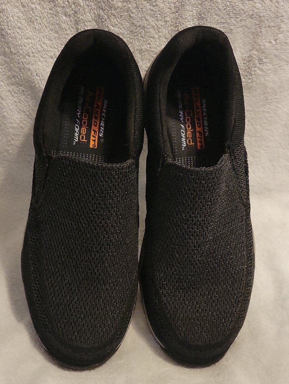Skechers Black Slip-On Knit Casual Loafers Size 13